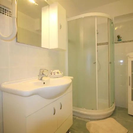 Sunlit Apartment Near Sea In Porec Porec
